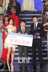 组图：韩国2013亚洲模特颁奖典礼精彩时尚秀