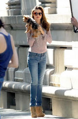 组图：超模米兰达-可儿服饰写真凸点上阵