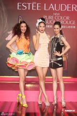 组图：白歆惠澄清没情变 与男友感情“好得很”