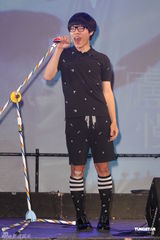 组图：鬼才卢广仲7月再度搞怪开唱 发行限量套票 