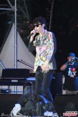 组图：春浪音乐节举办 萧敬腾张震岳热狗齐聚