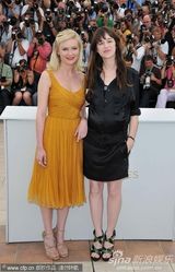 高清：《忧郁症》发布会 “蜘蛛女”邓斯特娇艳迷人