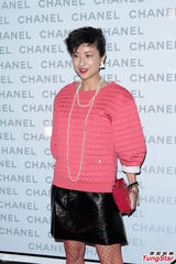 组图：徐濠萦要丈夫戒烟 薛凯琪否认复合房祖名