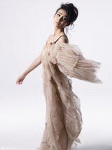 组图：《鸿门宴》女杀手贾青新写真魅惑小性感