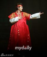 组图：SJ圭贤徐贤演绎《月亮怀抱太阳》帝妃恋