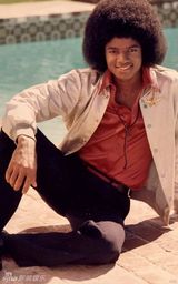 幻灯图集：杰克逊珍贵生活照曝光 旧照显现欢乐时光