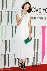 组图：韩星刘仁娜申世京等助阵防癌公益活动