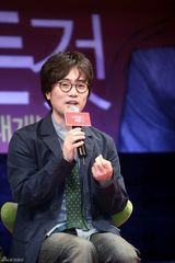 高清组图：林秀晶清纯亮相《我妻子的一切》发布会