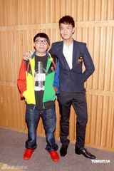 高清图：陈小春郑伊健再联手 合作仍然默契