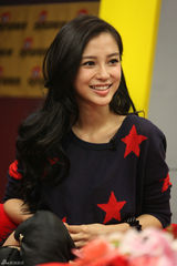 高清图：刘若英桂纶镁Angelababy聊《全球热恋》