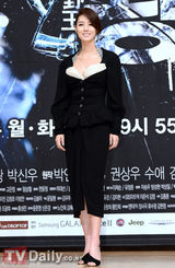 组图：权相佑神起允浩等宣传开年大戏《野王》