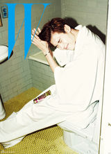 高清图：李钟硕浴室私密写真 穿浴袍耍帅卖萌