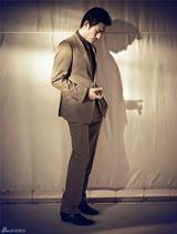 高清图：耿乐拍摄全新时尚大片 一展沉静气质