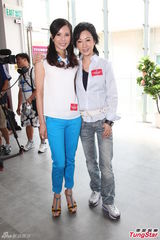 组图：李若彤李丽珍陈慧珊亮相曾志伟新剧发布