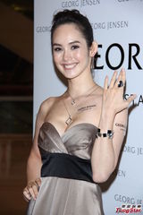 组图：Shoko坦承常与言承旭单独出去：是好朋友