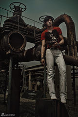 组图：孙亦沐最新写真曝光尽显型男本色