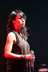 组图：林忆莲开唱新歌发布 男友恭硕良缺席