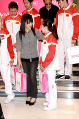 幻灯组图：刘璇不惧年龄差异 将与姜大卫拍感情戏