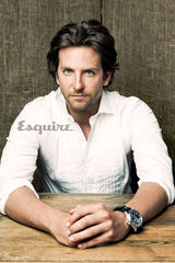 组图：布拉德利-库珀登杂志显微笑魅力