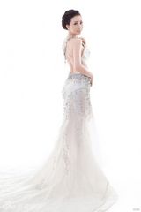 组图：时尚新民歌手丁晓红秀性感身材