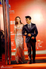 组图：《向着胜利》华鼎获媒体最期待奖