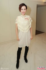 组图：胡杏儿辟谣绯闻男友 专情工作不急恋爱