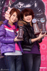 组图：H.E.出席活动Selina献声 圣诞改捐烫伤基金 