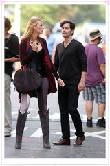 组图：布莱克-莱弗利现身片场潮装抢眼