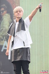 组图：罗志祥邀舒淇演MV吻戏 自称胯下都湿了