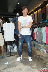 组图：辰亦儒返台会粉丝 期待重回歌手身份