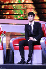 组图：《最强大脑》金秀贤张柏芝同台齐卖萌