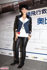 组图：吴君如将出席钱嘉乐婚礼 恭贺旧爱成婚