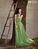 组图：江一燕登《淑媛》封面 才情女孩期待破茧成蝶