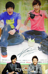 组图：U-KISS两成员出席记者会 大展阳光灿烂笑容