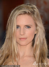 组图：搞怪vs唯美 威尼斯女星发型大巡礼