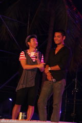 组图：邵兵亮相时尚盛典获大奖 成熟魅力引爆全场