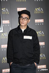 组图：陈小春强烈澄清无小三 傅颖祝福旧爱新恋情