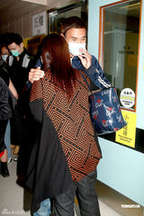 组图：香港艺人罗君左去世 好友萧键铿痛哭送行