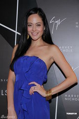 组图：杨恭如拍剧感情空白 孙耀威不拍亲热照