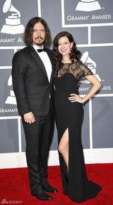 高清图：格莱美红毯独立民谣乐队Civil Wars亮相