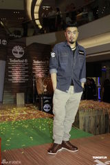 组图：谢婷婷曝锋芝二人感情好