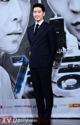 组图：崔江熙朱元宣传《7级公务员》金敏瑞带伤