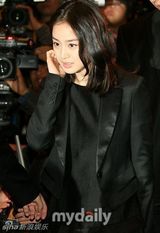 幻灯图集：韩国国会大奖颁奖礼 众星云集星光熠熠