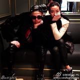 组图：BB成员GD与2NE1成员CL微博批量晒美图