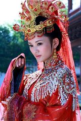 组图：《薛平贵》上演虐心戏码 馨子陈浩民因爱成仇