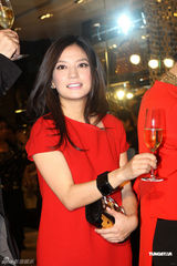 高清：赵薇婚后变乖乖女 称谢霆锋张柏芝为爱情榜样
