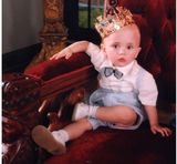 组图：迈克尔-杰克逊罕见家庭照温馨抱娃