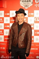 幻灯集：时尚盛典颁奖众星云集 不惧严寒斗礼服