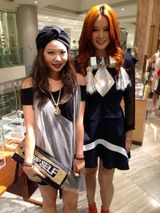 组图：新人柳妍熙助阵品牌活动 将努力回馈歌迷