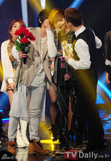 组图：《M！Countdown》BigBang获第一 SHINee回归